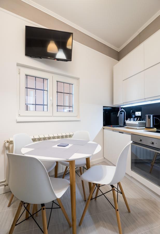 Comfortable & Lovely Apartment 贝尔格莱德 外观 照片